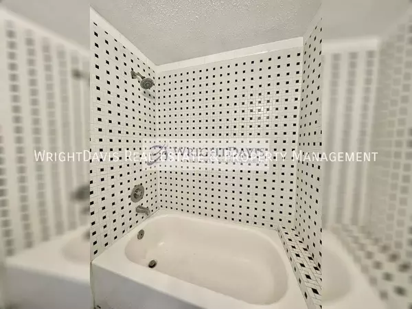 Studio Apartment for rent in Live Oaks Square - East Tampa, Tampa