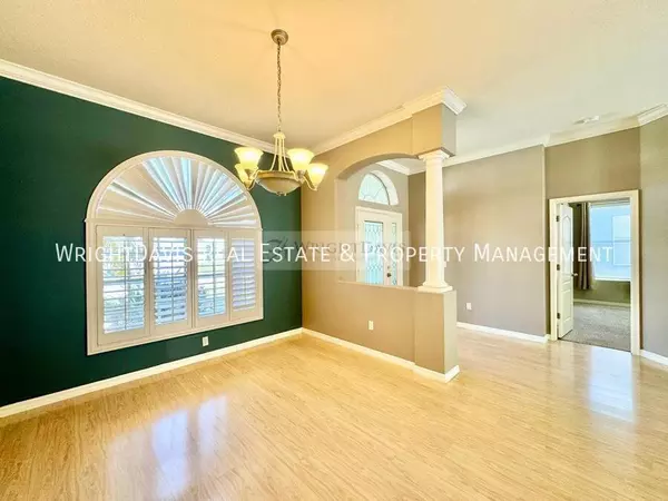 4 bedrooms apartment for rent in Town 'n' Country - West Tampa, Tampa