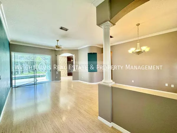 4 bedrooms apartment for rent in Town 'n' Country - West Tampa, Tampa