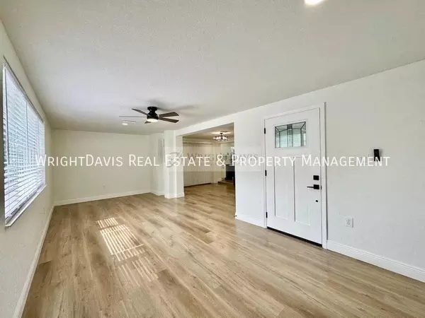3 bedrooms apartment for rent in Live Oaks Square - East Tampa, Tampa