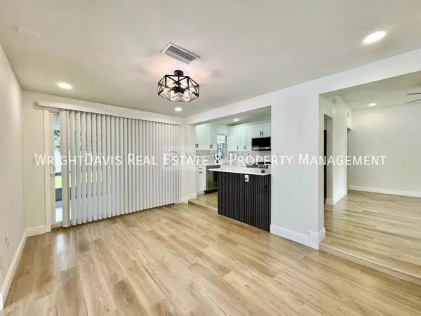 3 bedrooms apartment for rent in Live Oaks Square - East Tampa, Tampa