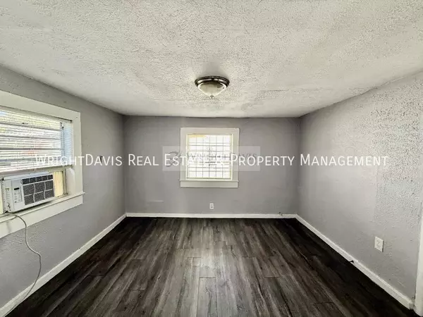 4 bedrooms apartment for rent in Live Oaks Square - East Tampa, Tampa
