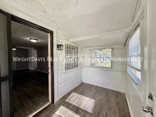 4 bedrooms apartment for rent in Live Oaks Square - East Tampa, Tampa