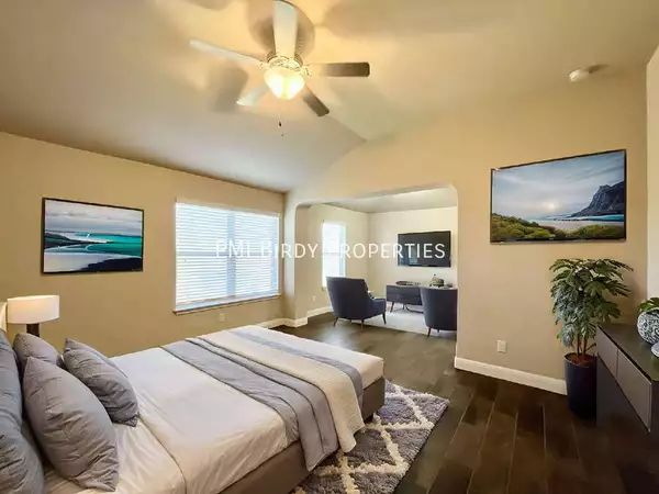 4 bedrooms apartment for rent in Northwest Side - West SATX, San Antonio