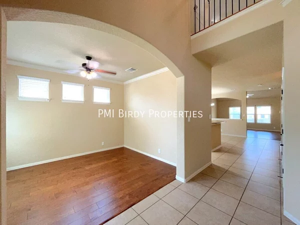 4 bedrooms apartment for rent in Far North Central - North SATX, San Antonio