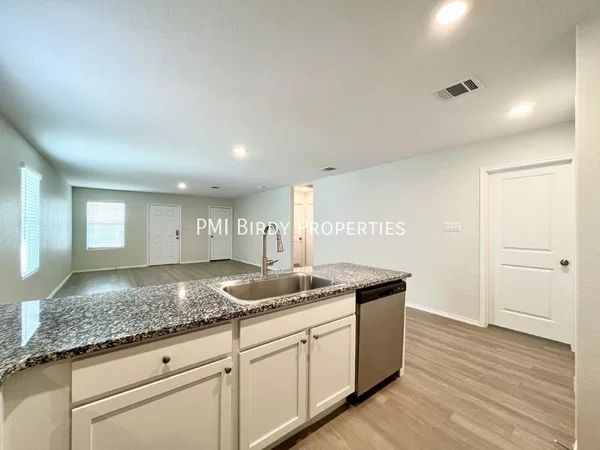 3 bedrooms apartment for rent in Far West Side - West SATX, San Antonio