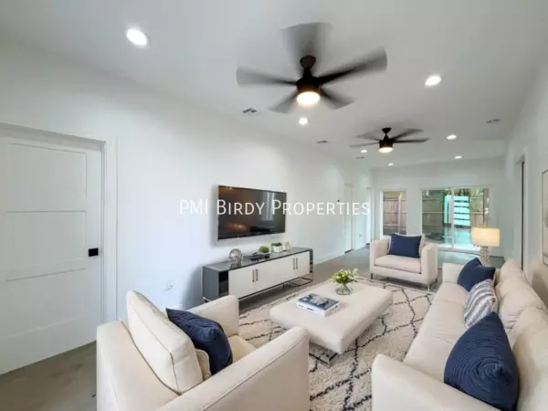 5 bedrooms apartment for rent in Lone Star - Central SATX, San Antonio