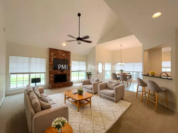 4 bedrooms apartment for rent in North Central - North SATX, San Antonio