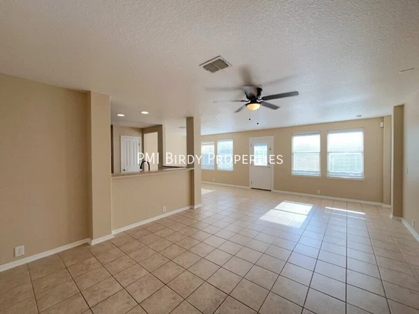3 bedrooms apartment for rent in Far North Central - North SATX, San Antonio
