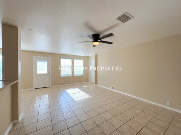 3 bedrooms apartment for rent in Far North Central - North SATX, San Antonio