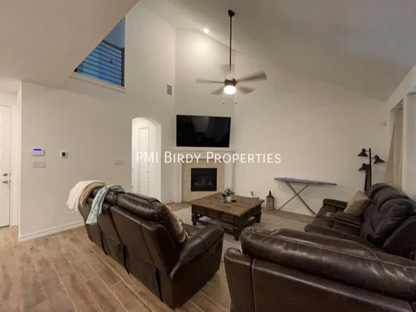 4 bedrooms apartment for rent in Far West Side - West SATX, San Antonio