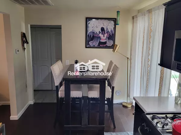 4 bedrooms apartment for rent in South Mountain - Phoenix, Phoenix