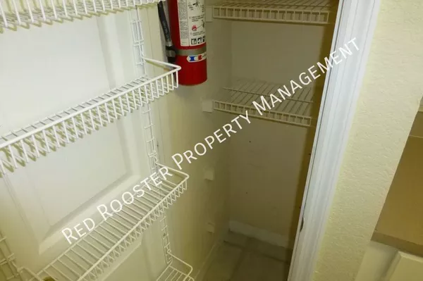 1 bedroom apartment for rent in Sans Pareil - Beaches, Jacksonville