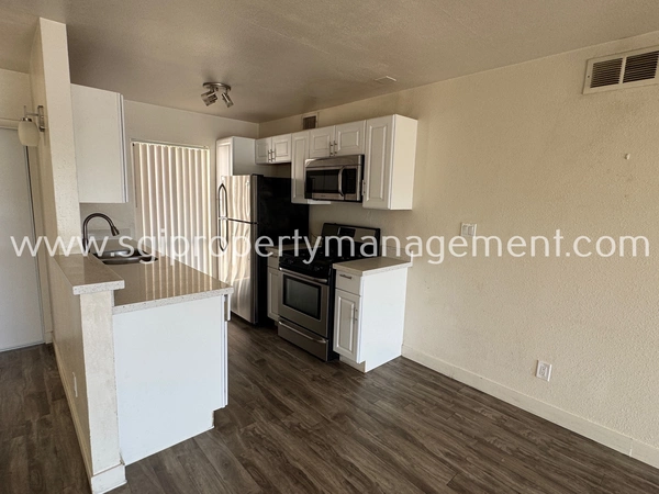 2 bedrooms apartment for rent in Camelback East - Phoenix, Phoenix