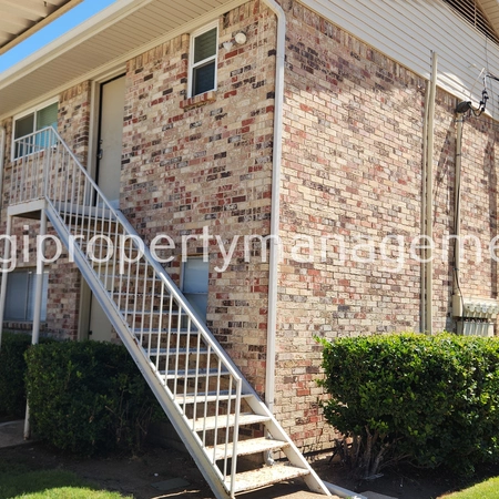 2 bedrooms apartment for rent in Northeast Dallas - Ne Dallas, Dallas