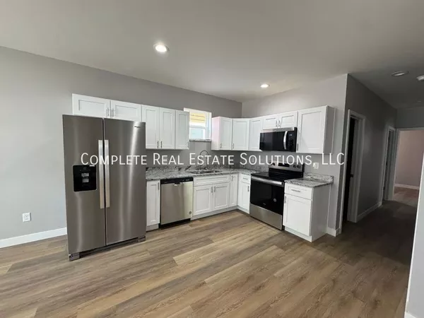 3 bedrooms apartment for rent in Near Northwest / Riverside - Central Indy, Indianapolis
