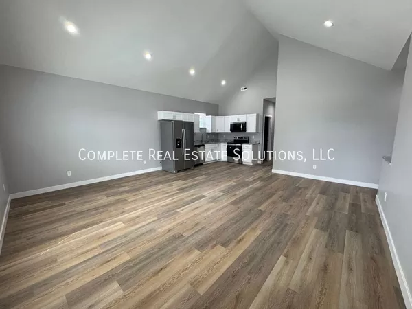 3 bedrooms apartment for rent in Near Northwest / Riverside - Central Indy, Indianapolis