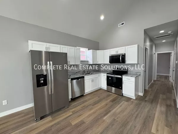 3 bedrooms apartment for rent in Near Northwest / Riverside - Central Indy, Indianapolis