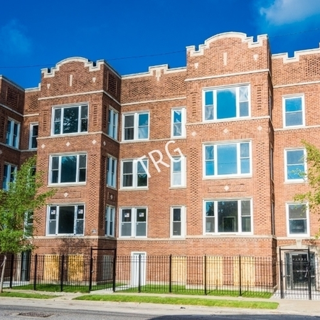 3 bedrooms apartment for rent in Washington Park - South Side, Chicago