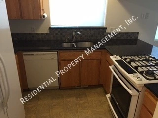 3 bedrooms apartment for rent in Portsmouth - North Portland, Portland