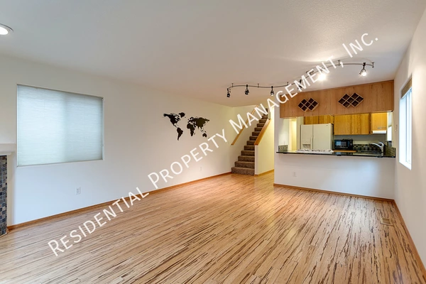 3 bedrooms apartment for rent in Portsmouth - North Portland, Portland