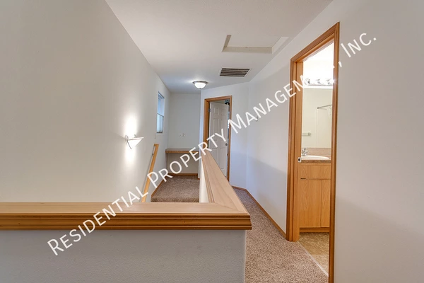 3 bedrooms apartment for rent in Portsmouth - North Portland, Portland