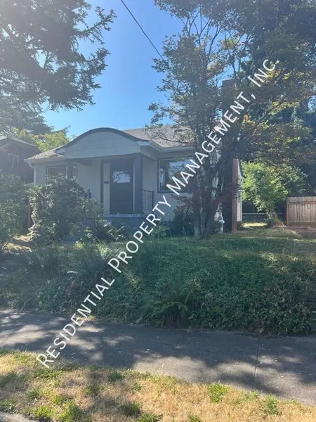 2 bedrooms apartment for rent in Kenton - North Portland, Portland
