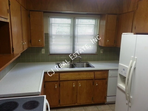 3 bedrooms apartment for rent in Ruskin Heights - KCMO, Kansas City
