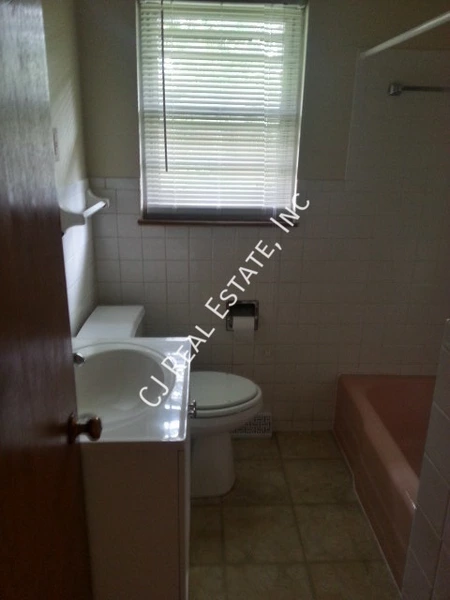 3 bedrooms apartment for rent in Ruskin Heights - KCMO, Kansas City