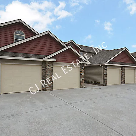 3 bedrooms apartment for rent in Gladstone - Outer KCMO, Kansas City