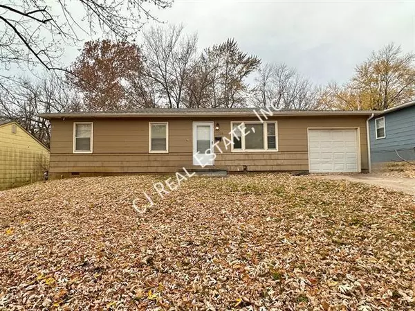 3 bedrooms apartment for rent in Ruskin Heights - KCMO, Kansas City