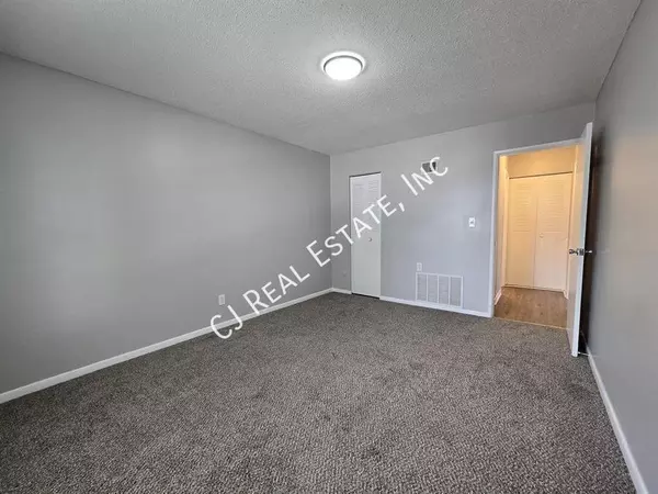 1 bedroom apartment for rent in Gladstone - Outer KCMO, Kansas City