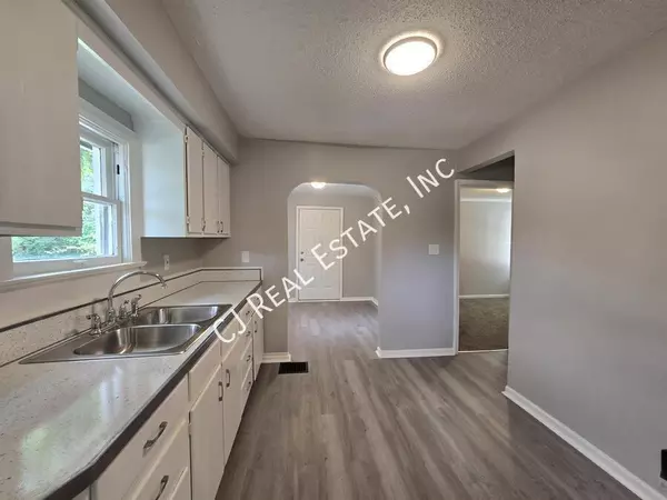 3 bedrooms apartment for rent in Blue Hills - KCMO, Kansas City