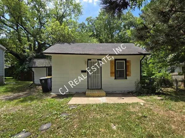 3 bedrooms apartment for rent in Marlborough - KCMO, Kansas City