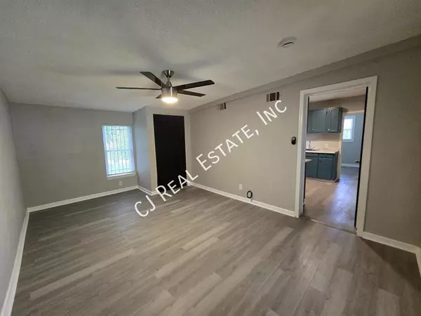 3 bedrooms apartment for rent in Marlborough - KCMO, Kansas City