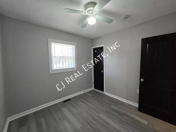 3 bedrooms apartment for rent in Marlborough - KCMO, Kansas City