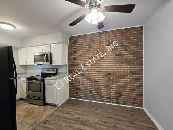 2 bedrooms apartment for rent in Gladstone - Outer KCMO, Kansas City