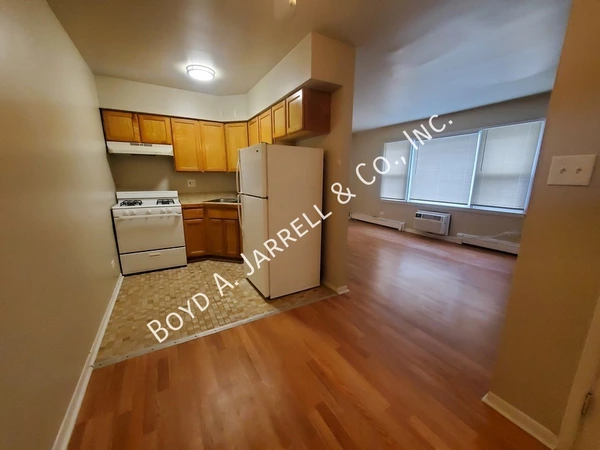 2 bedrooms apartment for rent in Burnside - Far Southeast Side, Chicago