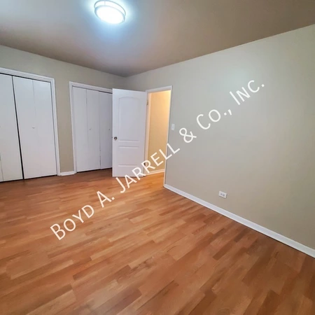 2 bedrooms apartment for rent in Burnside - Far Southeast Side, Chicago