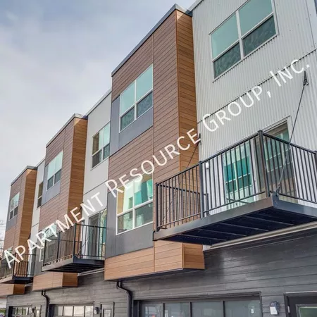 2 bedrooms apartment for rent in Lyndale - Powderhorn, Minneapolis