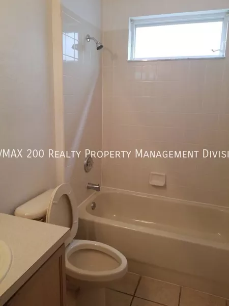 4 bedrooms apartment for rent in Waterford Lakes - East Orlando, Orlando