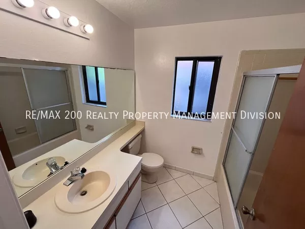 3 bedrooms apartment for rent in Engelwood Park - East Orlando, Orlando