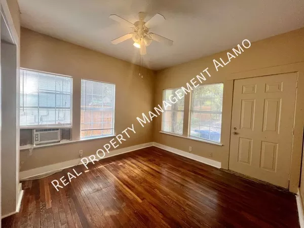 1 bedroom apartment for rent in Highland Park SATX - East SATX, San Antonio