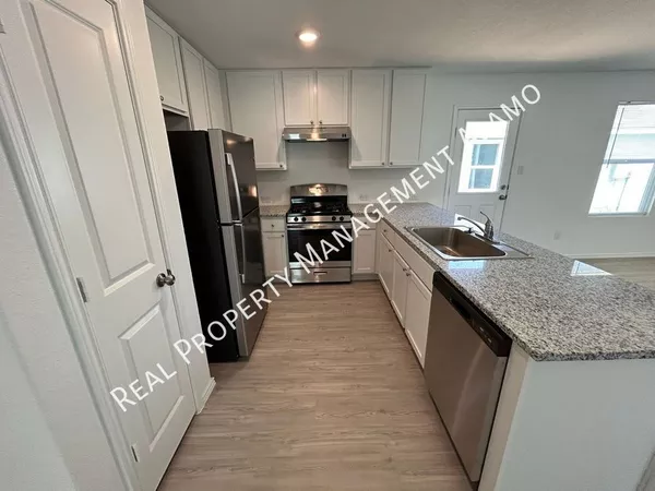 3 bedrooms apartment for rent in Sunny Slope - East SATX, San Antonio