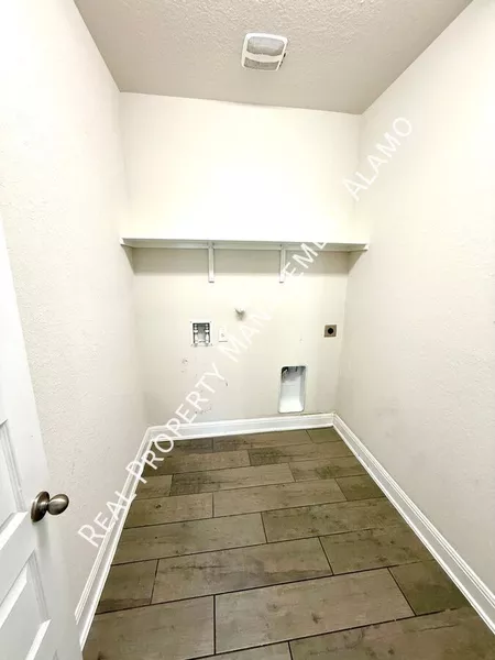 5 bedrooms apartment for rent in Far West Side - West SATX, San Antonio