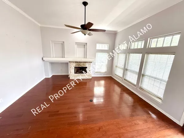 4 bedrooms apartment for rent in North Central - North SATX, San Antonio