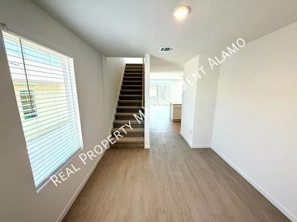 4 bedrooms apartment for rent in Far West Side - West SATX, San Antonio