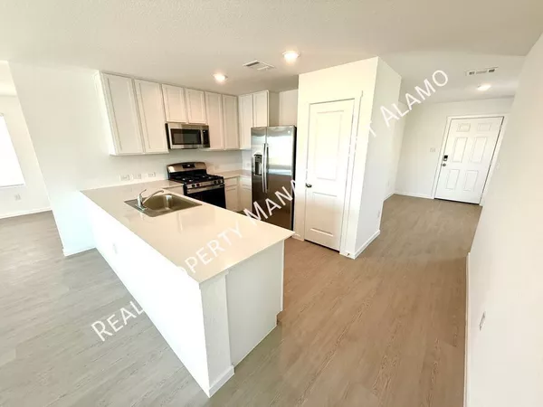 4 bedrooms apartment for rent in Far West Side - West SATX, San Antonio