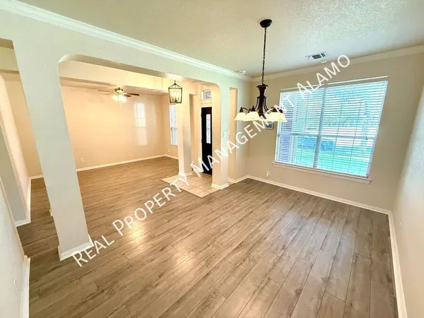 4 bedrooms apartment for rent in Northwest Side - West SATX, San Antonio
