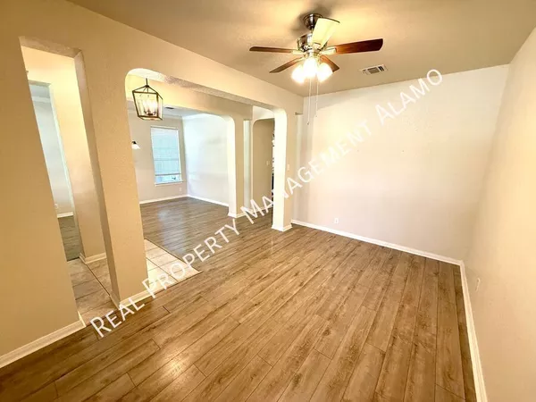 4 bedrooms apartment for rent in Northwest Side - West SATX, San Antonio